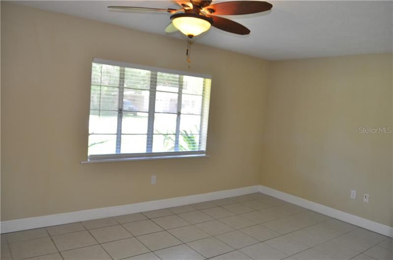Recently Rented: $1,495 (3 beds, 2 baths, 1332 Square Feet)