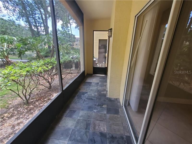 Vendido Recientemente: $97,000 (1 camas, 1 baños, 734 Pies cuadrados)