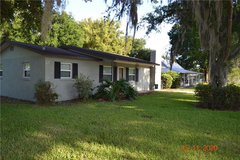 Recently Sold: $109,900 (3 beds, 1 baths, 1377 Square Feet)