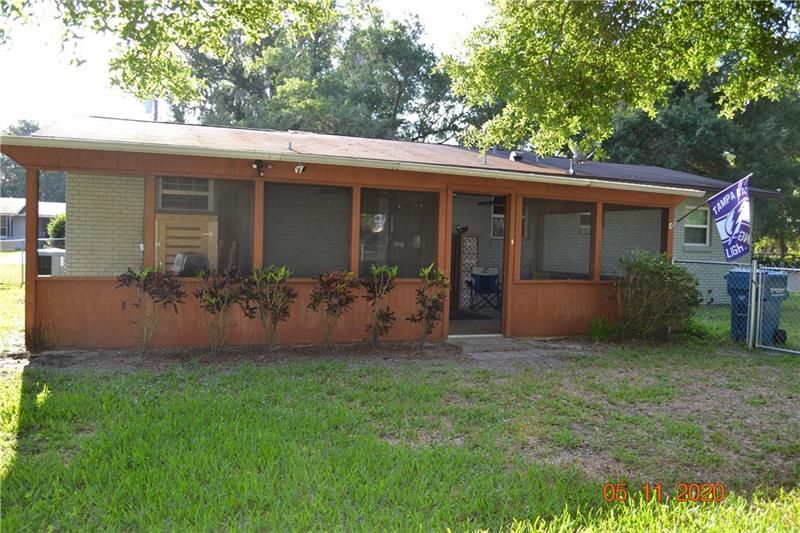 Recently Sold: $109,900 (3 beds, 1 baths, 1377 Square Feet)
