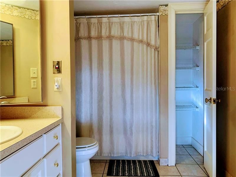 Недавно арендовано: $1,250 (2 спален, 2 ванн, 1272 Квадратных фут)