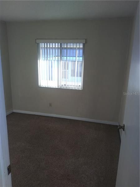 Recently Rented: $995 (3 beds, 2 baths, 1073 Square Feet)