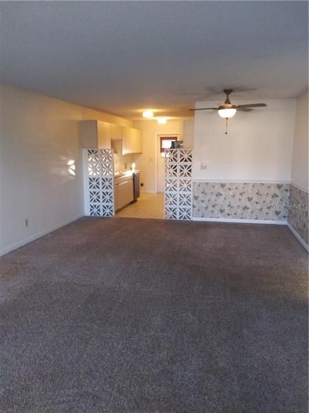 Recently Rented: $995 (3 beds, 2 baths, 1073 Square Feet)