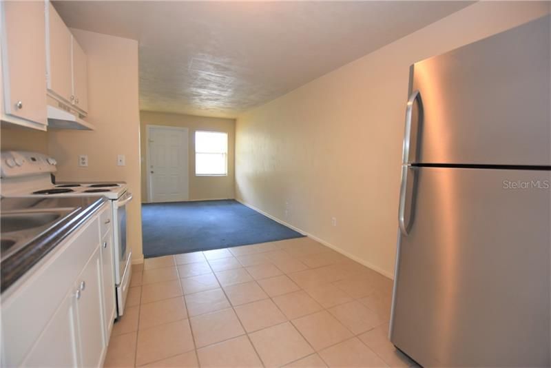 Recently Rented: $775 (2 beds, 1 baths, 700 Square Feet)