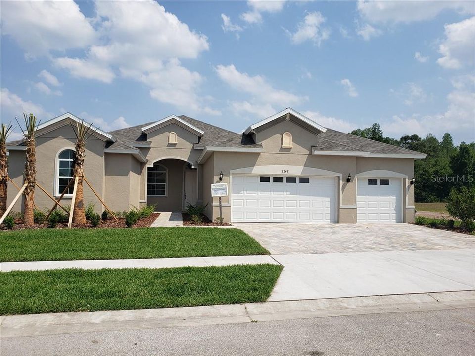 Recently Sold: $397,425 (4 beds, 3 baths, 2634 Square Feet)