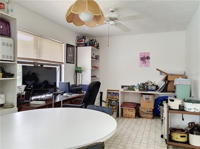 Recently Sold: $125,000 (2 beds, 2 baths, 1413 Square Feet)