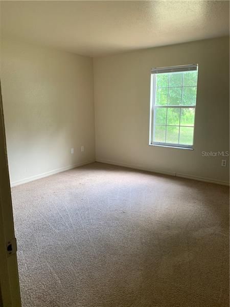 Recently Rented: $825 (3 beds, 2 baths, 999 Square Feet)