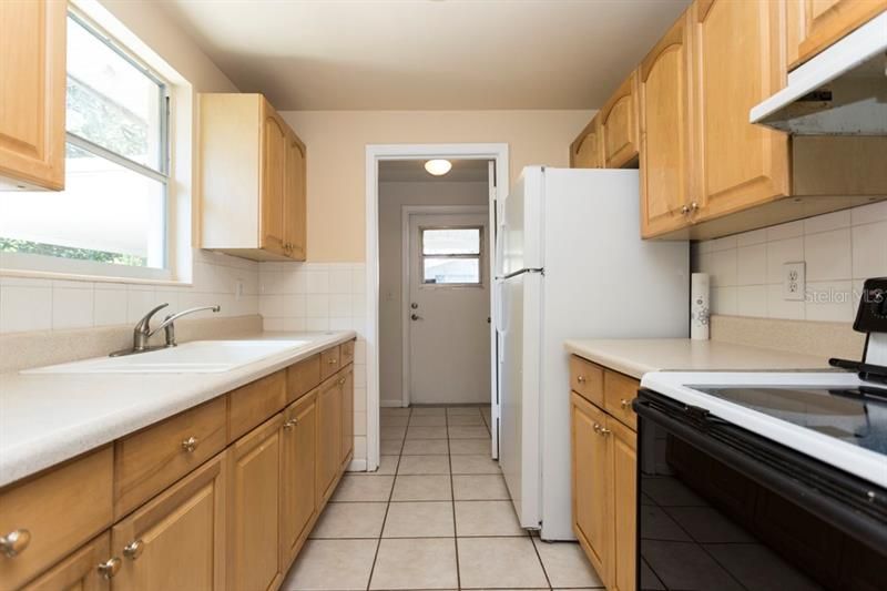 Recently Sold: $89,900 (2 beds, 2 baths, 1025 Square Feet)