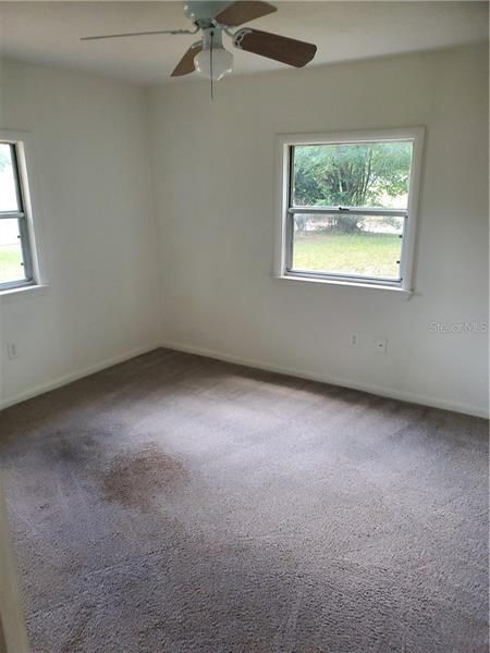 Recently Rented: $750 (2 beds, 1 baths, 672 Square Feet)