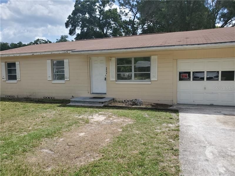 Recently Rented: $700 (3 beds, 1 baths, 1120 Square Feet)