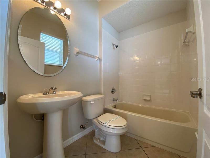 最近租的: $2,099 (5 贝兹, 4 浴室, 3138 平方英尺)