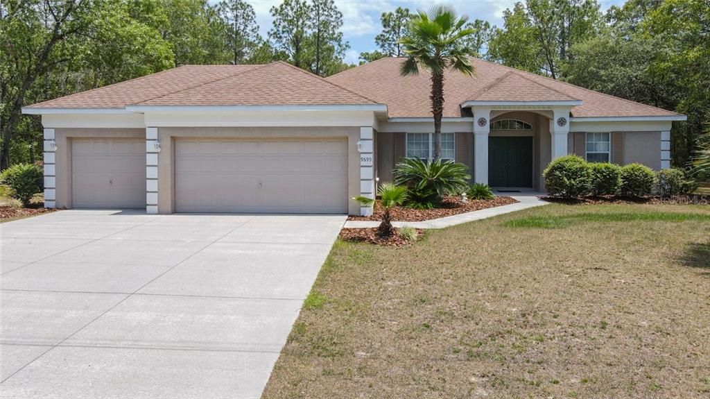 Recently Sold: $268,800 (3 beds, 3 baths, 2211 Square Feet)