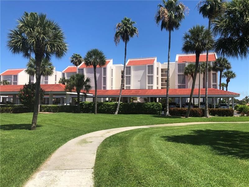 Recently Sold: $260,000 (1 beds, 1 baths, 1050 Square Feet)