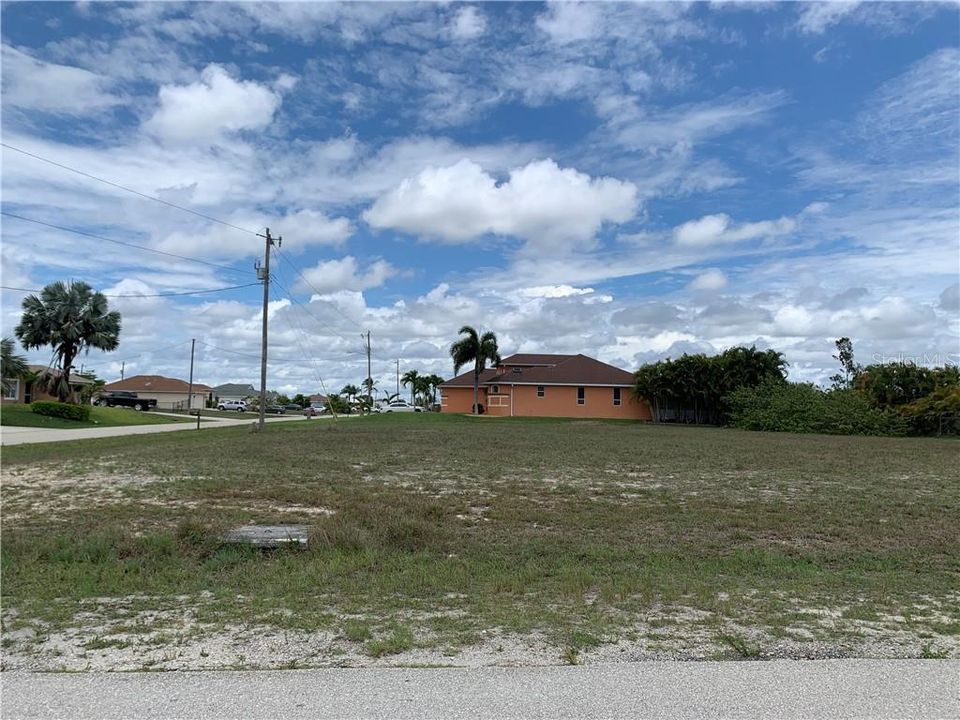 Недавно продано: $9,997 (0.24 acres)