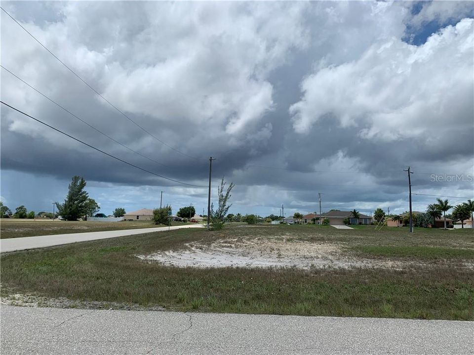 Недавно продано: $9,995 (0.26 acres)