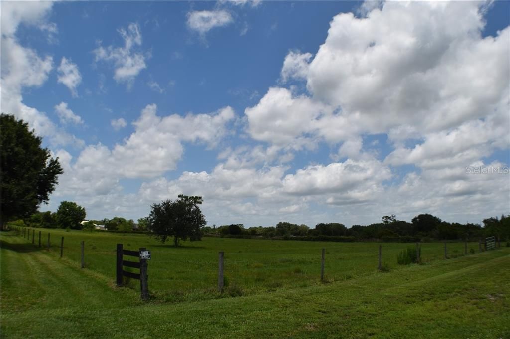 Vendido Recientemente: $59,000 (2.50 acres)