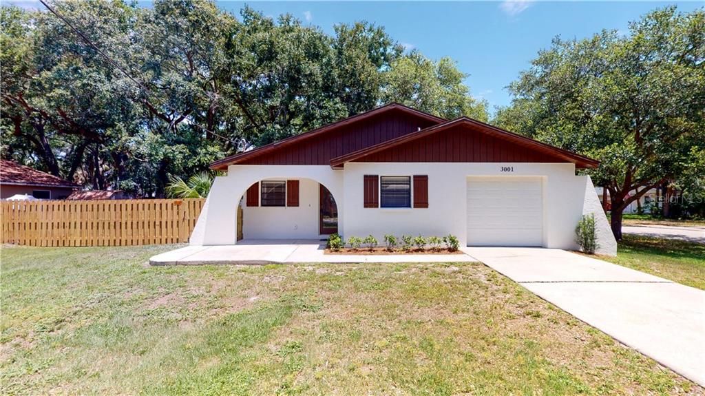 Recently Sold: $349,999 (3 beds, 2 baths, 1355 Square Feet)