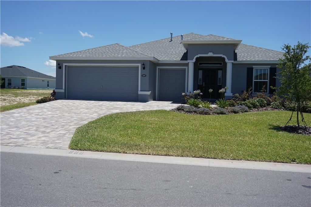 Recently Sold: $289,900 (3 beds, 2 baths, 2011 Square Feet)