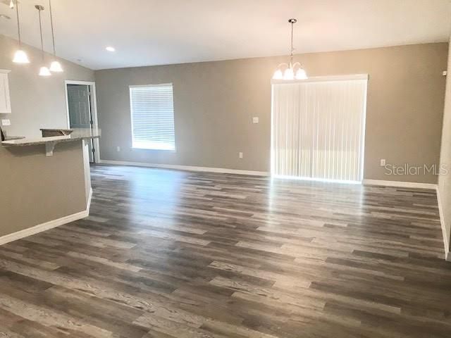 Recently Sold: $166,900 (3 beds, 2 baths, 1406 Square Feet)