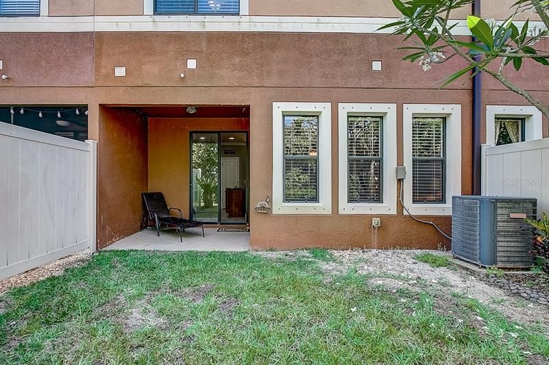 Recently Sold: $270,000 (2 beds, 2 baths, 1393 Square Feet)