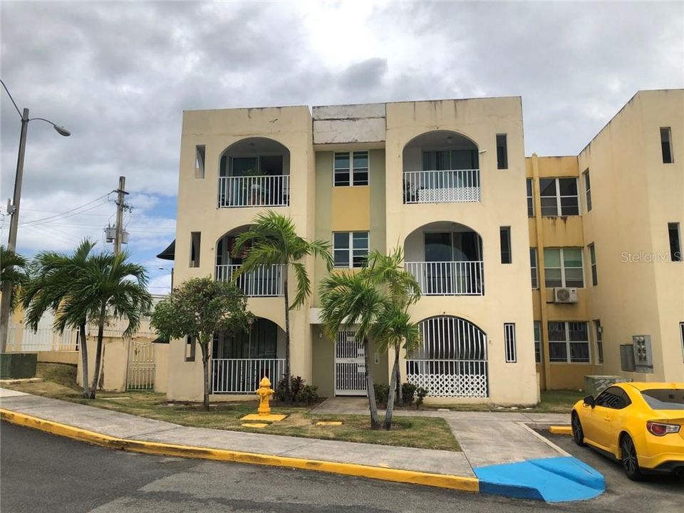 Recently Sold: $92,000 (3 beds, 2 baths, 1024 Square Feet)