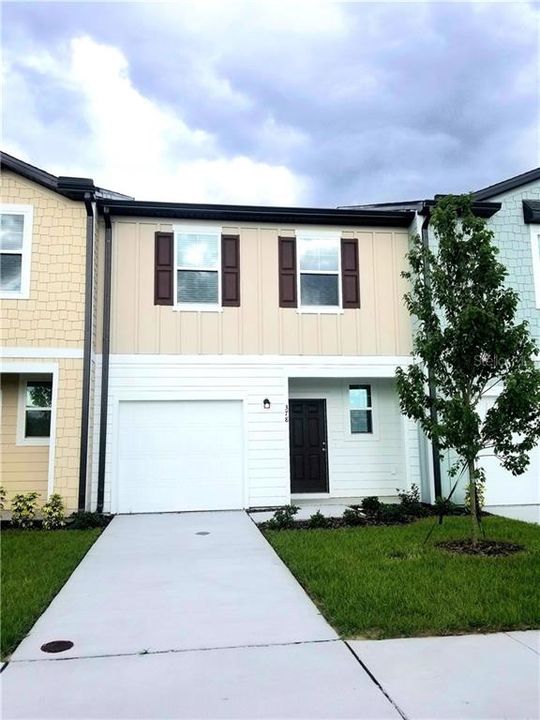 Recently Sold: $185,990 (3 beds, 2 baths, 1421 Square Feet)