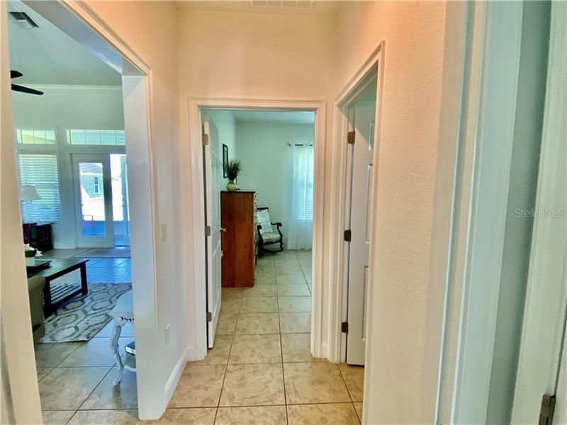 Vendido Recientemente: $335,000 (3 camas, 2 baños, 1875 Pies cuadrados)