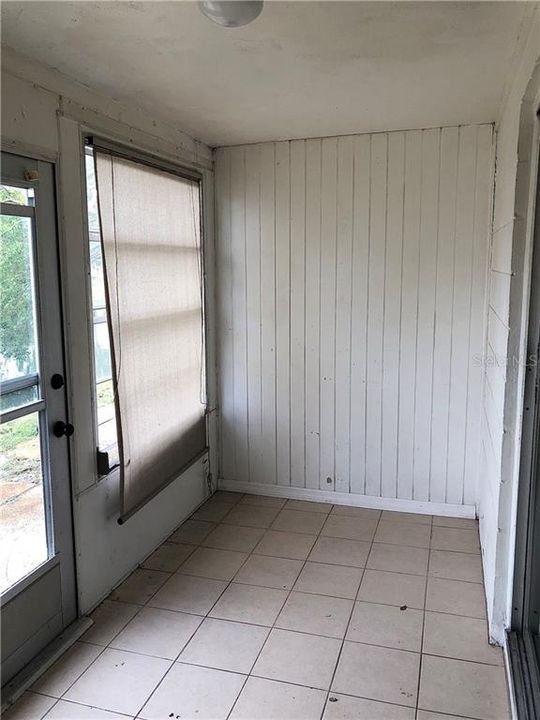 Vendido Recientemente: $33,000 (1 camas, 1 baños, 624 Pies cuadrados)