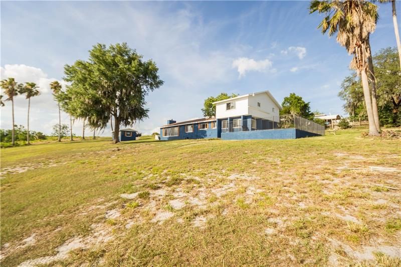 Recently Sold: $275,000 (4 beds, 2 baths, 2706 Square Feet)