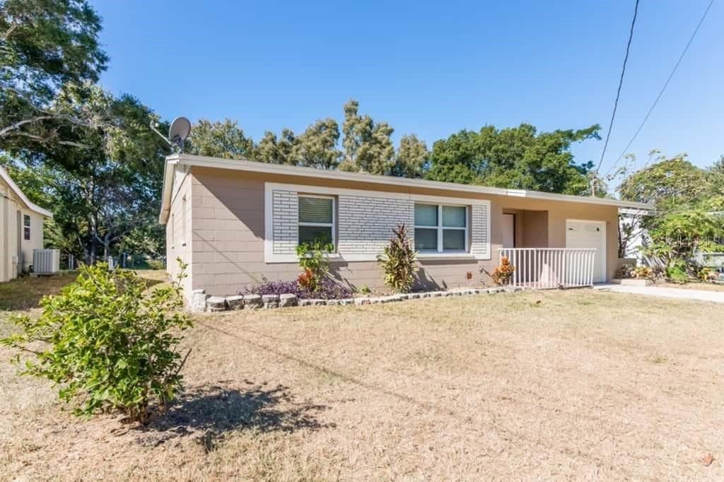 最近租的: $1,685 (3 贝兹, 2 浴室, 1437 平方英尺)