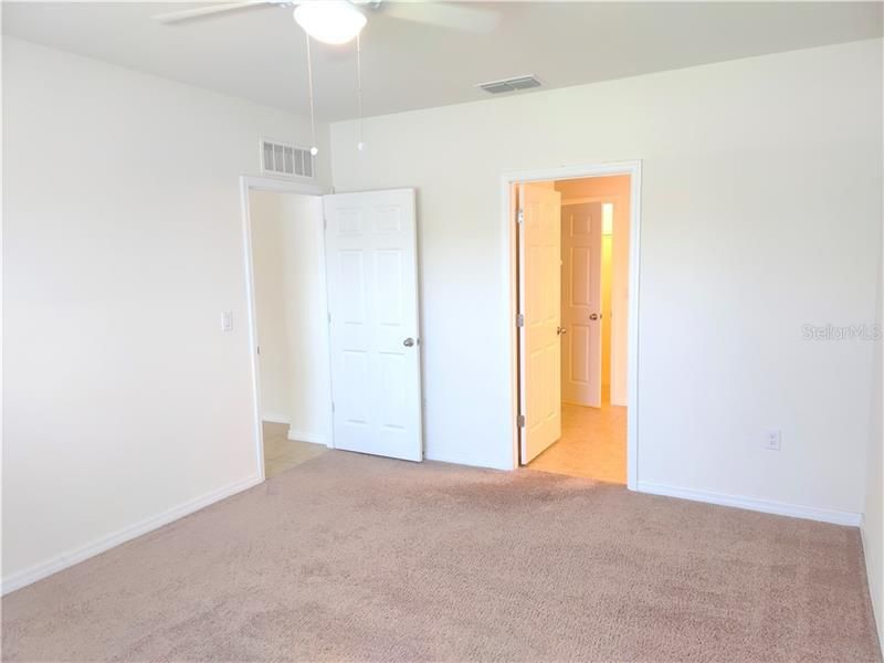 Recently Rented: $1,795 (4 beds, 2 baths, 1812 Square Feet)