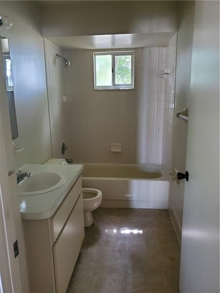 Недавно арендовано: $775 (2 спален, 1 ванн, 768 Квадратных фут)