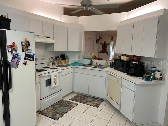 Recently Rented: $1,295 (2 beds, 1 baths, 1350 Square Feet)