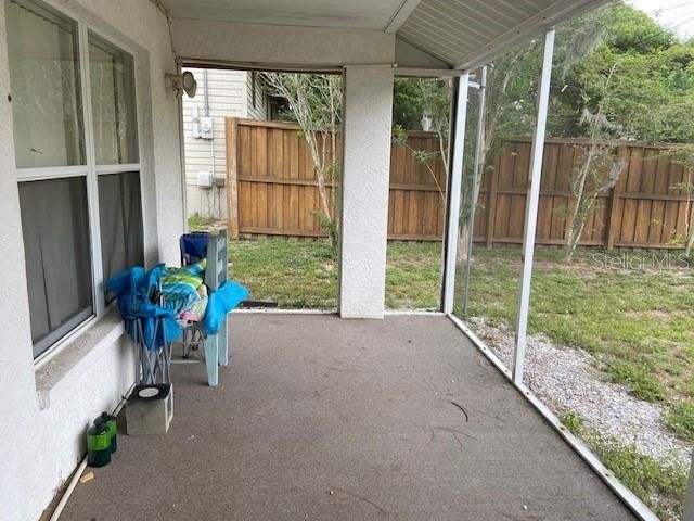 Recently Rented: $1,295 (2 beds, 1 baths, 1350 Square Feet)