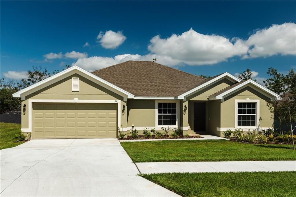 Недавно продано: $237,900 (4 спален, 2 ванн, 1930 Квадратных фут)