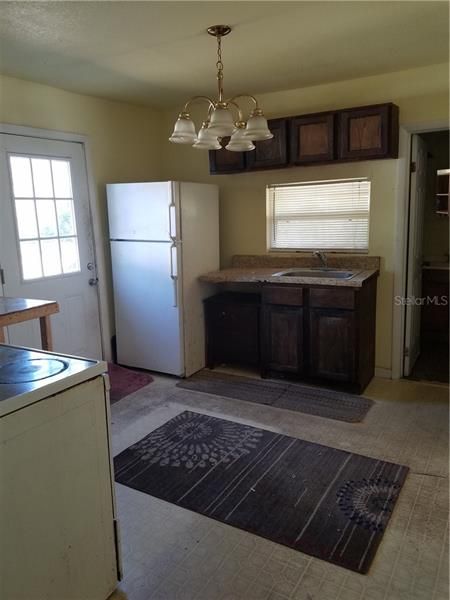 Recently Sold: $43,000 (2 beds, 1 baths, 657 Square Feet)