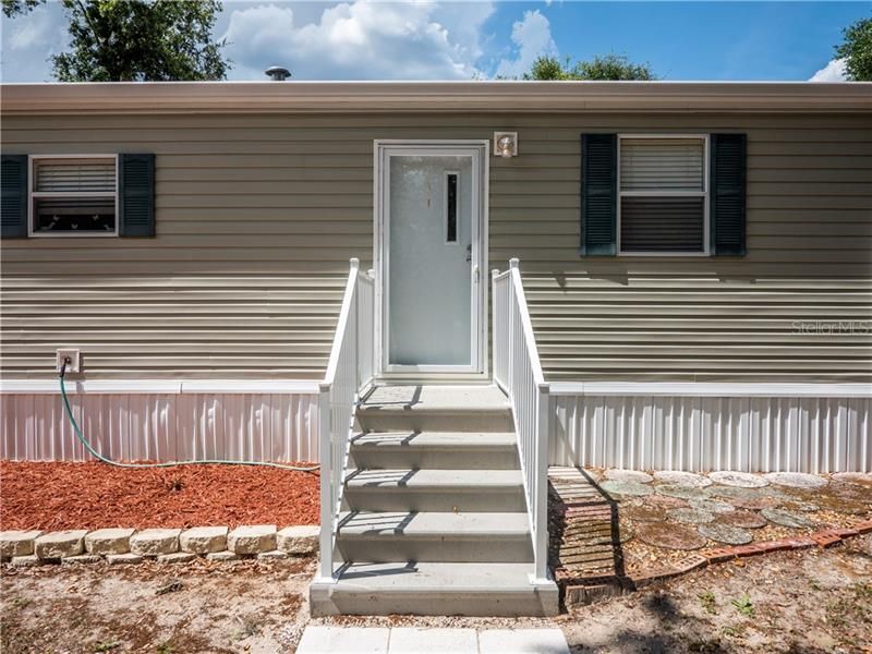 Recently Sold: $64,900 (1 beds, 1 baths, 924 Square Feet)