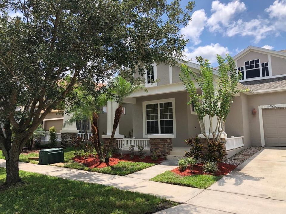 Recently Sold: $395,000 (4 beds, 3 baths, 2658 Square Feet)