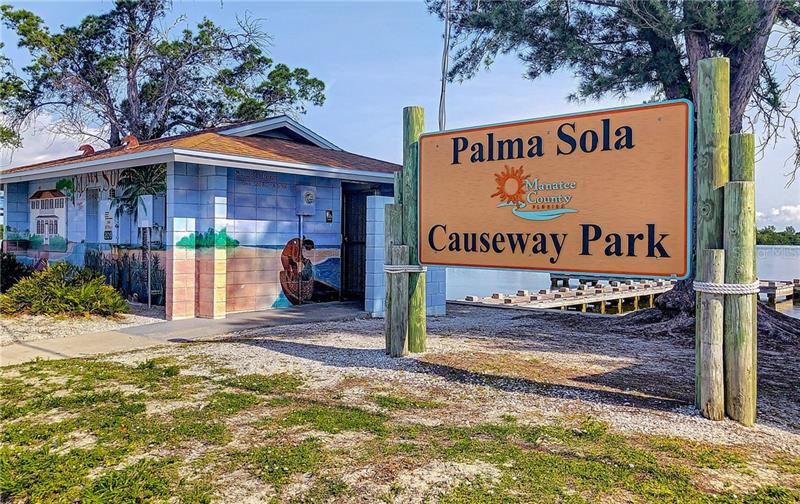 The causeway has convenient facilities and pavilions to have a fun cookout or picnic.