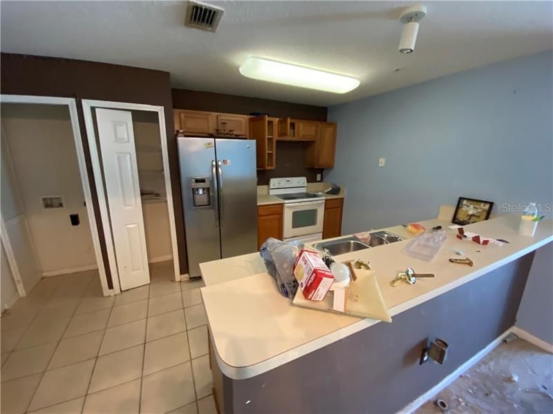 Recently Sold: $60,000 (2 beds, 2 baths, 907 Square Feet)