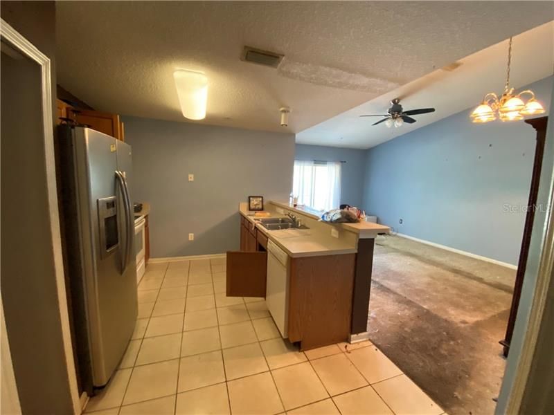 Recently Sold: $60,000 (2 beds, 2 baths, 907 Square Feet)