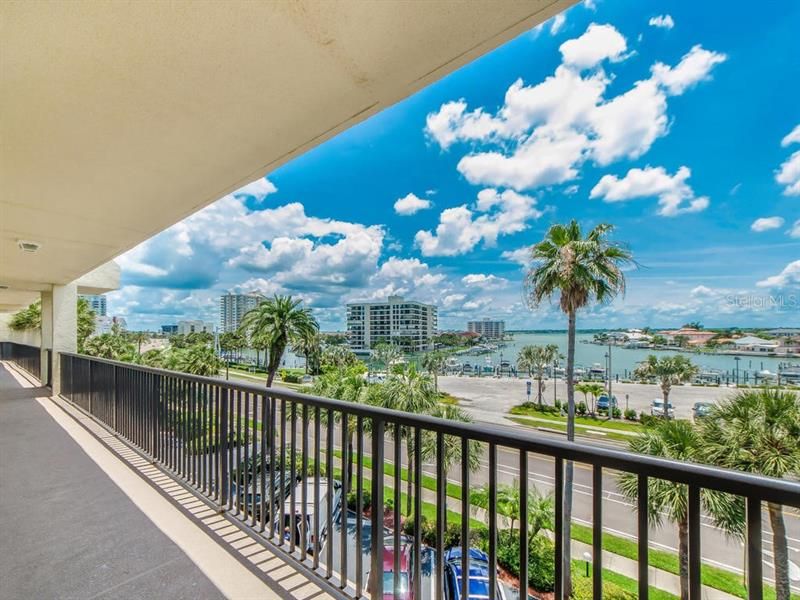 View of the intra coastal and Belleair Marina from your front door!