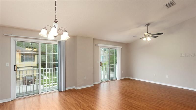 Recently Sold: $150,000 (2 beds, 2 baths, 1176 Square Feet)