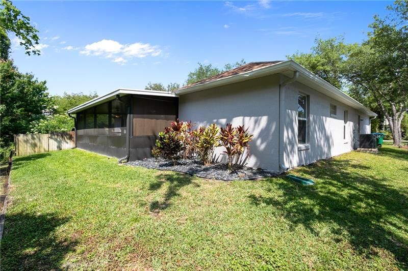 Recently Sold: $285,000 (3 beds, 2 baths, 1554 Square Feet)