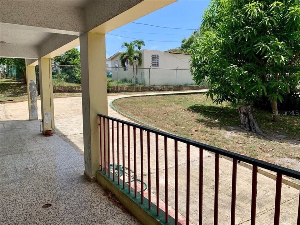 Vendido Recientemente: $155,000 (5 camas, 3 baños, 1700 Pies cuadrados)