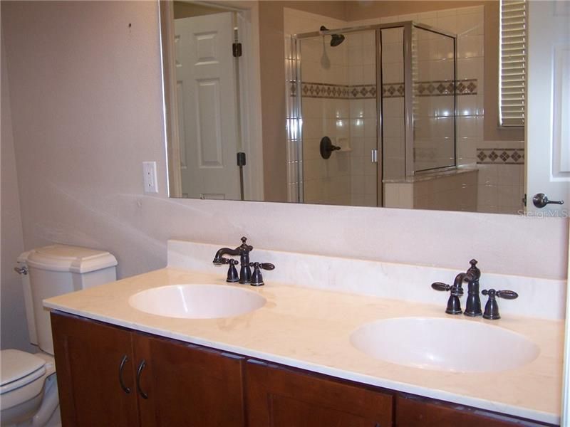 MASTER BATH with DOUBLE VANITY, STALL SHOWER AND GARDEN TUB
