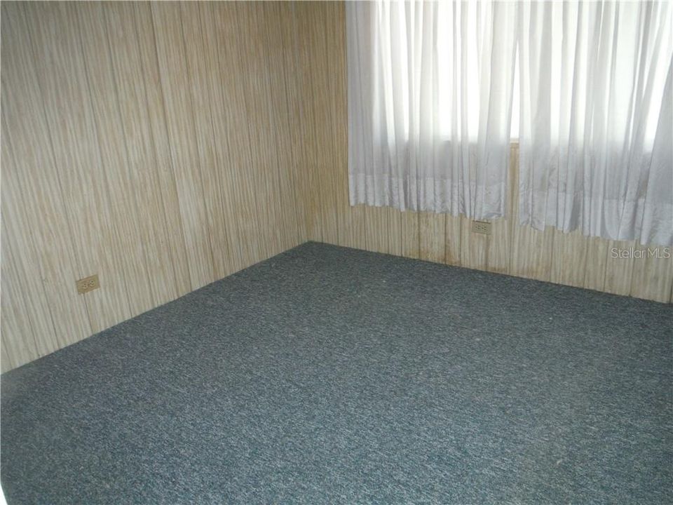 Vendido Recientemente: $59,900 (2 camas, 2 baños, 1228 Pies cuadrados)