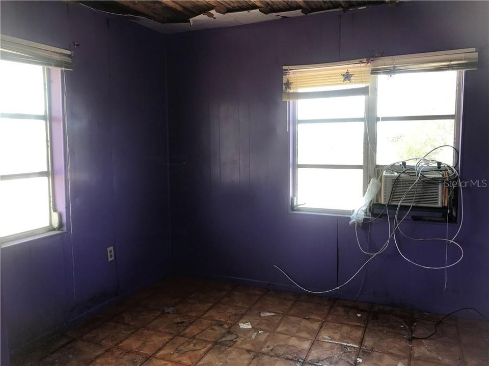 Vendido Recientemente: $55,000 (3 camas, 2 baños, 1584 Pies cuadrados)