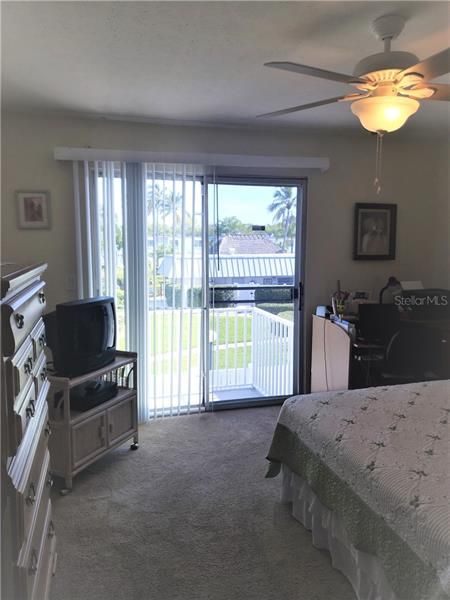 Recently Sold: $127,500 (2 beds, 1 baths, 1010 Square Feet)
