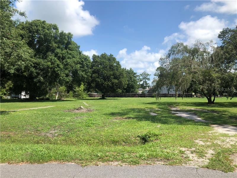 Recently Sold: $30,000 (0.69 acres)